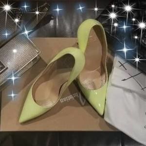 Meet your Posher, Car